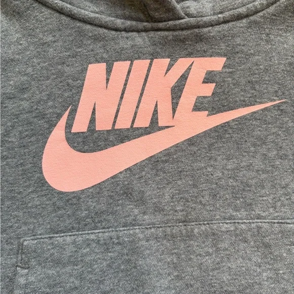🤍5 for 20$ Nike Girls Gray and Pink Logo Hoodie Size Medium - Picture 2 of 8